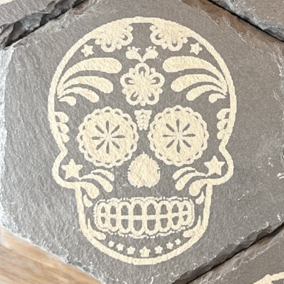 Hexagonal Gray Skull Coasters - Picture 6 of 8